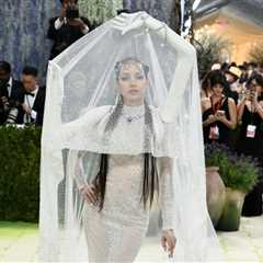 Watch How LISA of BLACKPINK Became a Four-Armed Work of Art for the 2026 Met Gala