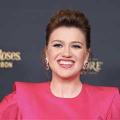 Kelly Clarkson Will Return to ‘The Voice’ for Season 30: ‘She’s Baaaaack’