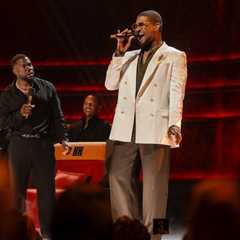Usher Torches Kevin Hart With Joke-Enhanced ‘Burn’ Lyrics at Netflix Roast: ‘Them Jokes Ain’t..