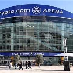 SoCal legend Lisa Leslie becomes the first WNBA player to get a statue outside Crypto.com Arena