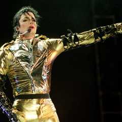 Michael Jackson Holds U.K. Albums Chart Crown as Compilation Scores Second Week at No. 1