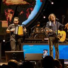 Carlos Vives Pours Colombian Pride Into Miami With Tour Al Sol: ‘It Is Important to Be in This City’