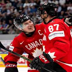 Canada blanks Team USA to advance to semis at hockey worlds