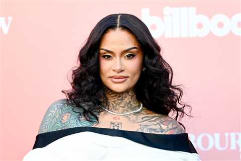 Kehlani Captures First No. 1 on Top R&B/Hip-Hop Albums Chart