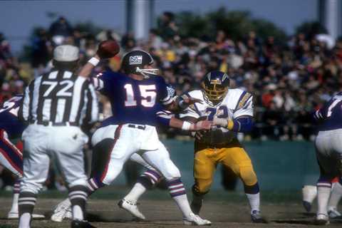 Craig Morton, Super Bowl winner and former Giants QB, dead at 83