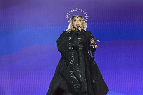 Madonna, Shakira headline star-studded World Cup halftime show