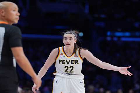 Caitlin Clark takes technical foul after argument with ref in fiery Fever scene