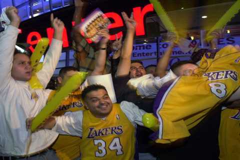 Lakers’ playoff tickets cost family of four staggering sum