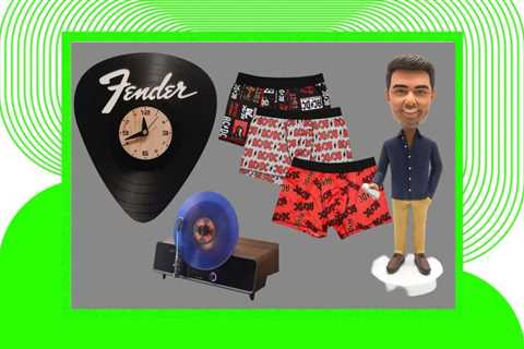 From Custom Gold Records & Made-to-Order Bobbleheads: Unique Father’s Day Gift Ideas