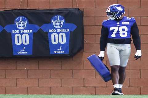 Giants already managing a new Andrew Thomas injury worry that’s ‘lingering’ during OTAs