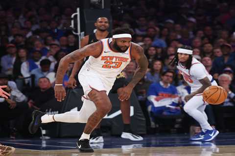 Mitchell Robinson deleting Facebook, changing number during Knicks playoff chase to help ‘focus’