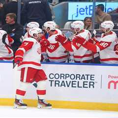 Dylan Larkin requests trade after Red Wings miss playoffs for 10th straight season