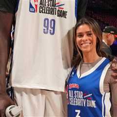These Photos Of The Tallest NBA Players Next To Regular People Are Genuinely Hard To Comprehend