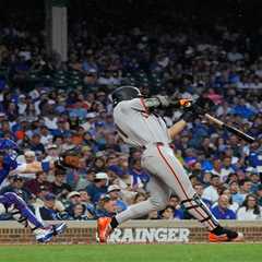Giants walk tightrope to beat Cubs in extras, finish road trip .500
