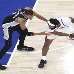 Tensions rise in NBA Finals Game 4 as Mitchell Robinson throws elbow at Victor Wembanyama
