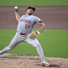 Yankees vs. Reds prediction: MLB Sunday odds, picks, bets