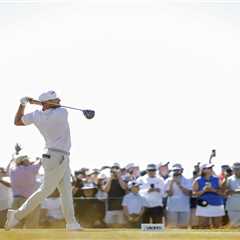 Cops ejecting US Open fans yelling ‘don’t choke’ at Wyndham Clark in wild Shinnecock scenes