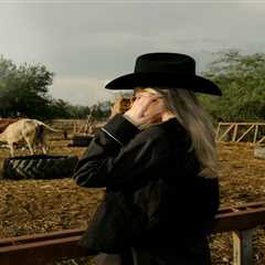 7 Cowgirl Hat Brands Bringing Western Energy Back to Fashion