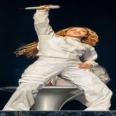 Shakira goes crazy after Colombia’s World Cup win