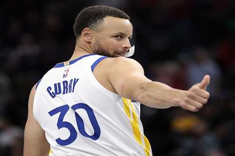 Warriors’ Steph Curry signs 10-year shoe deal with Li-Ning to take Curry Brand global