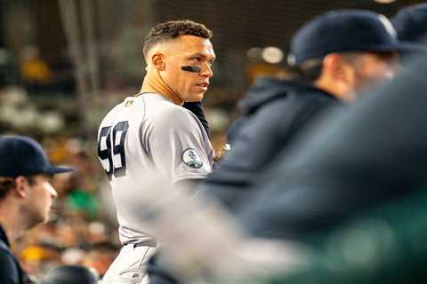 Aaron Judge sidelined with shoulder injury in massive Yankees concern