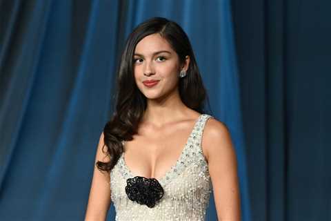 Here’s How Olivia Rodrigo Feels About Possibly Collaborating With Sabrina Carpenter Someday