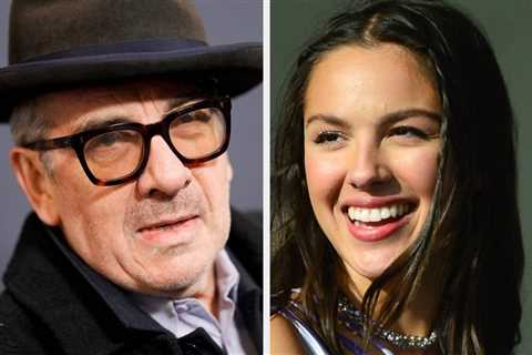 “Did Bob Dylan Sue Me?”: Elvis Costello Just Shaded “Arrogant” Artists Who Take Credit For Other..