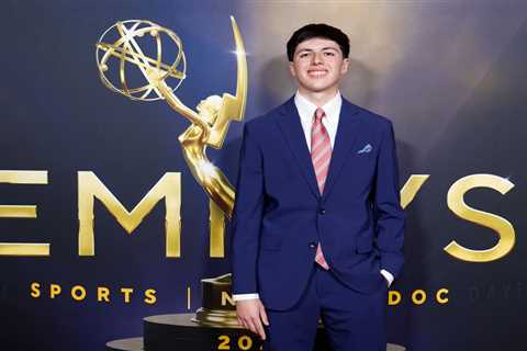 Chaminade high schooler already making waves from behind microphone as student broadcaster