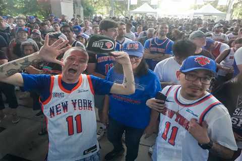 Knicks fans flood Spurs home turf to witness team potentially clinch first championship in 53 years