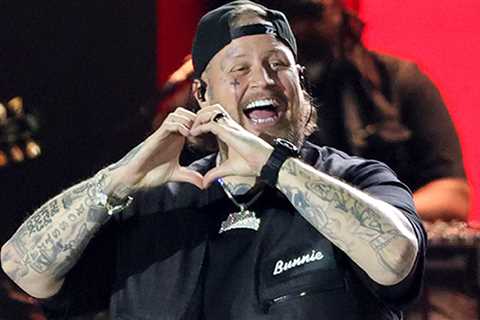 Jelly Roll Not Letting Divorce From Bunnie XO Mess With Business