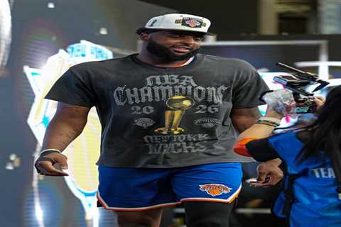 Mitchell Robinson to show out in custom truck during Knicks’ championship parade