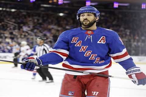 Vincent Trocheck switches agents with Rangers star on trade block