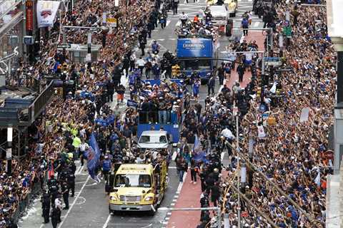 Knicks fans trade bathroom entry codes, tips as crowds flood ticker-tape parade: ‘Going to be gross’