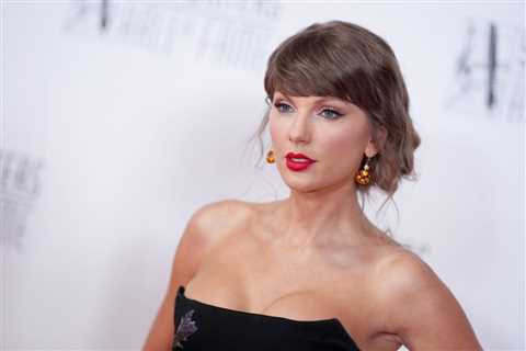 Taylor Swift’s ‘I Knew It, I Knew You’ Bags 2026’s Biggest Sales Week En Route to U.K. No. 1