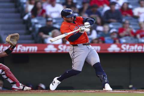 Phillies need right-handed hitting but they have options