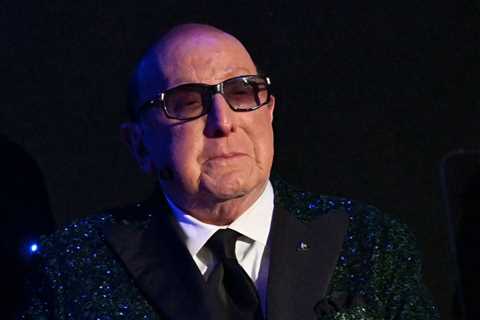 Clive Davis, Legendary Music Executive, Dies at 94