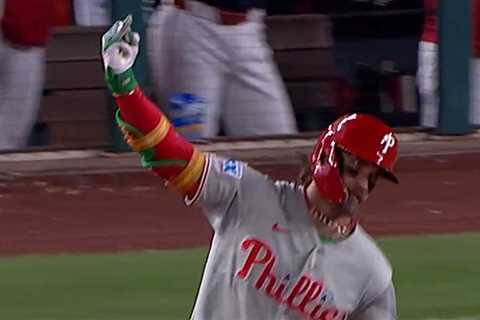 Bryce Harper Swears He Didn't Flip Off Fans In D.C., That Was My Ring Finger!