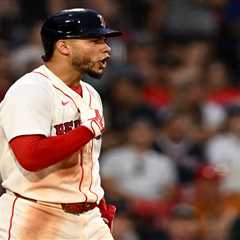 Red Sox, Nationals get into wild brawl as Willson Contreras gets ejected — again