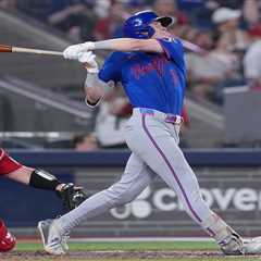 Carson Benge’s homer against lefty shows key development in rookie season