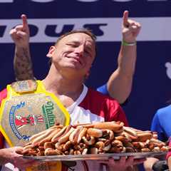 How to watch the 4th of July Nathan’s Hot Dog Eating Contest for free