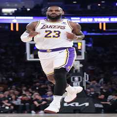 What LeBron James’ free agency has taught us: He’s still center of sports universe