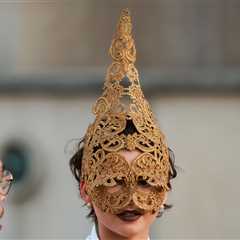 Zendaya Wears Unusual Gold Mask to 'Odyssey' Paris Premiere