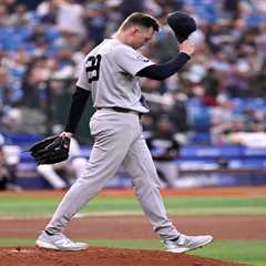 Yankees whiff at opportunity to close gap on Rays again as familiar issues persist