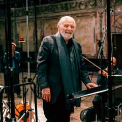 Oscar-Winning Actor Anthony Hopkins Signs with Decca Classics as a Classical Composer