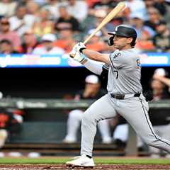 Pirates acquire Jacob Gonzalez, Brandon Eisert for draft pick, prospect in rare trade with White Sox