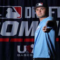 Giants take top college pitcher Jackson Flora with No. 4 pick in MLB Draft