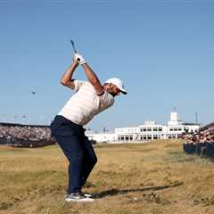 Scottie Scheffler’s putting lets him down as bid for British Open repeat falls just short