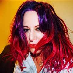 Tom Morello, Garbage, Violet Grohl and More Pay Tribute to L7’s Jennifer Finch