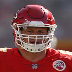 Jordan Devey’s parents fear ex-NFLer may have suffered from CTE before suicide at 38