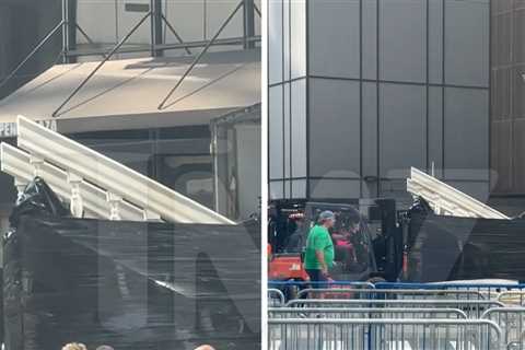 Taylor Swift Wedding: Large White Stairs Loaded Into Madison Square Garden